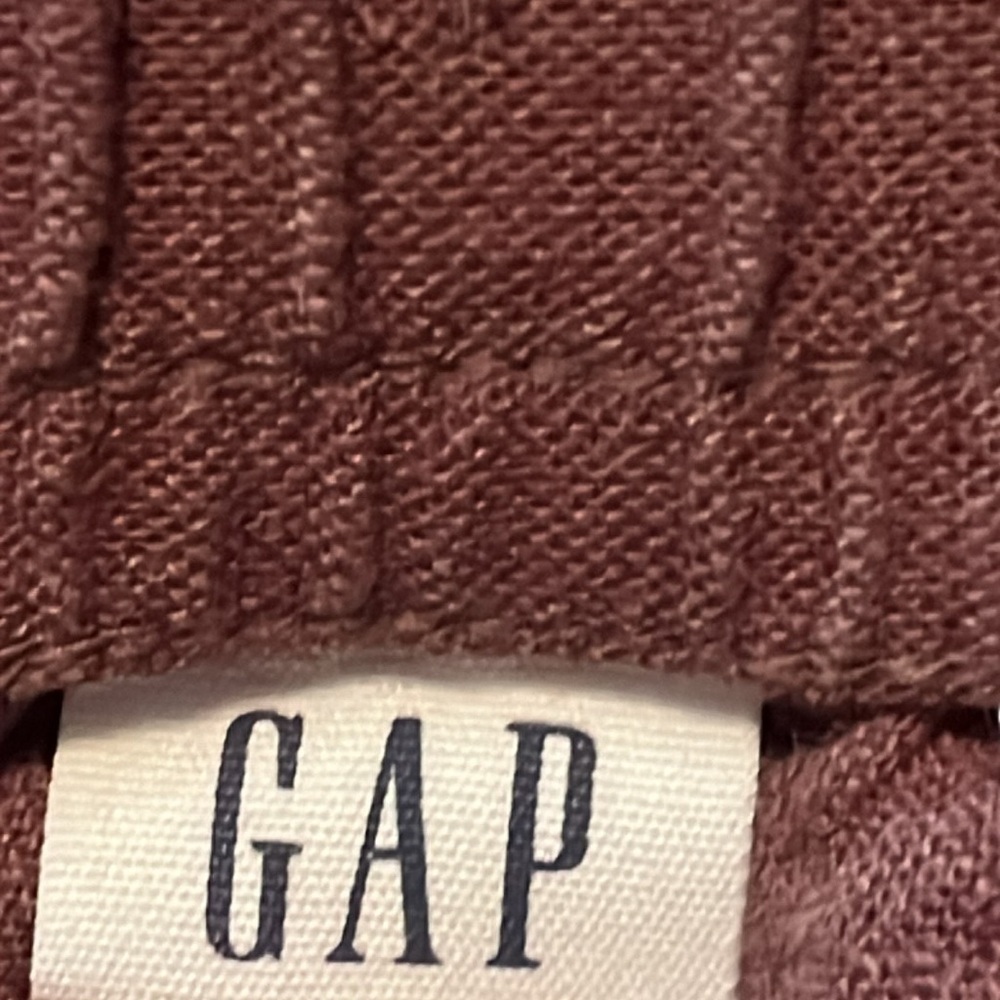 Gap linen/rayon pull on shorts women’s size XS, color is maroon - Picture 6 of 8